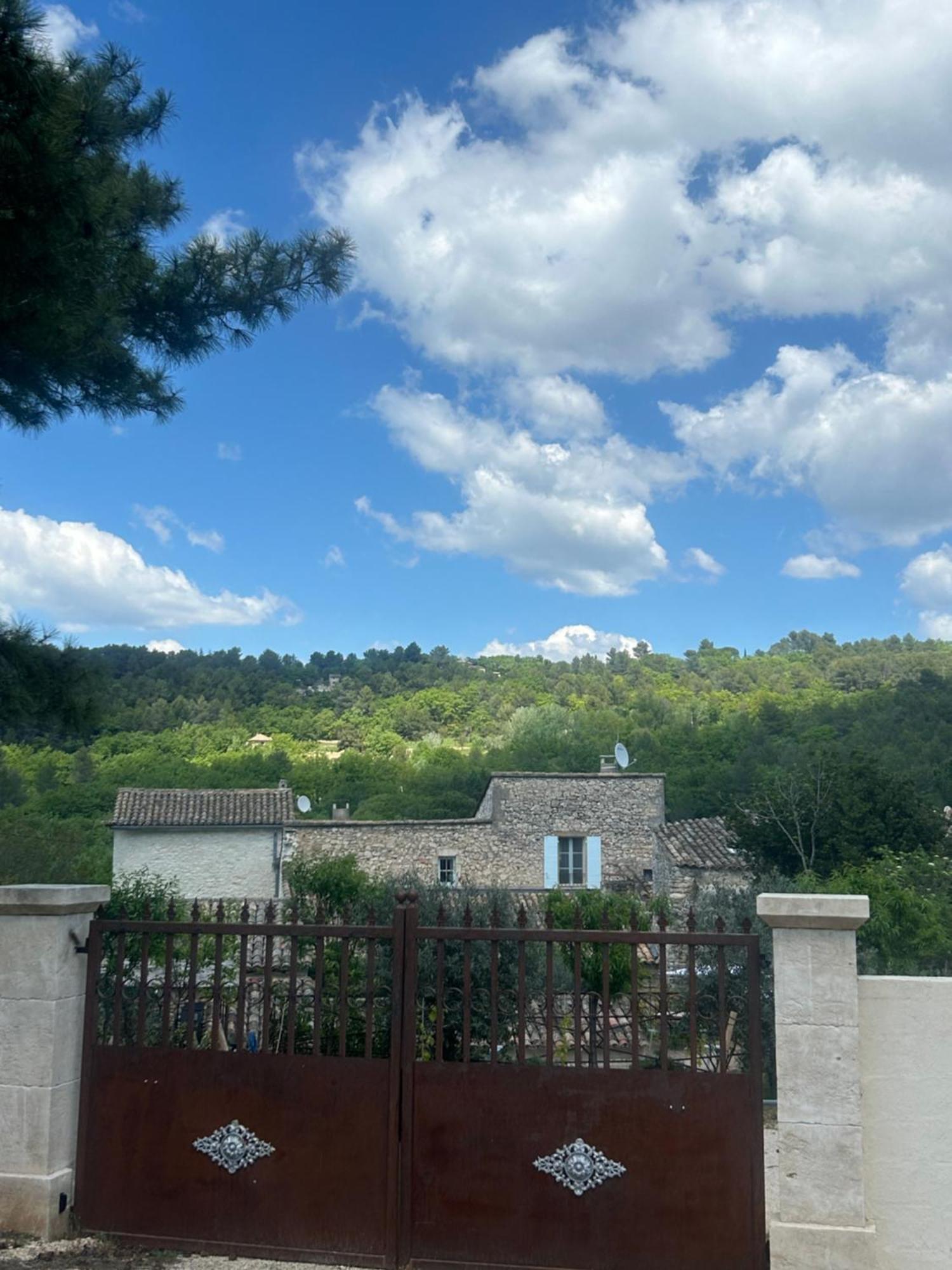 Le Mas Jasmins Menerbes Exterior photo